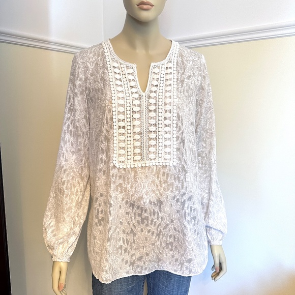 Tahari blouse - Picture 2 of 10